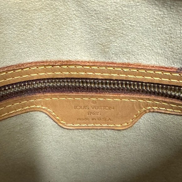 JR12154 Louis Vuitton Monogram Looping GM - Picture 5 of 8